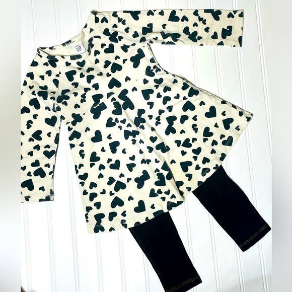 EUC Lot of Gap & Gap Disney Outfits - Picture 8 of 16